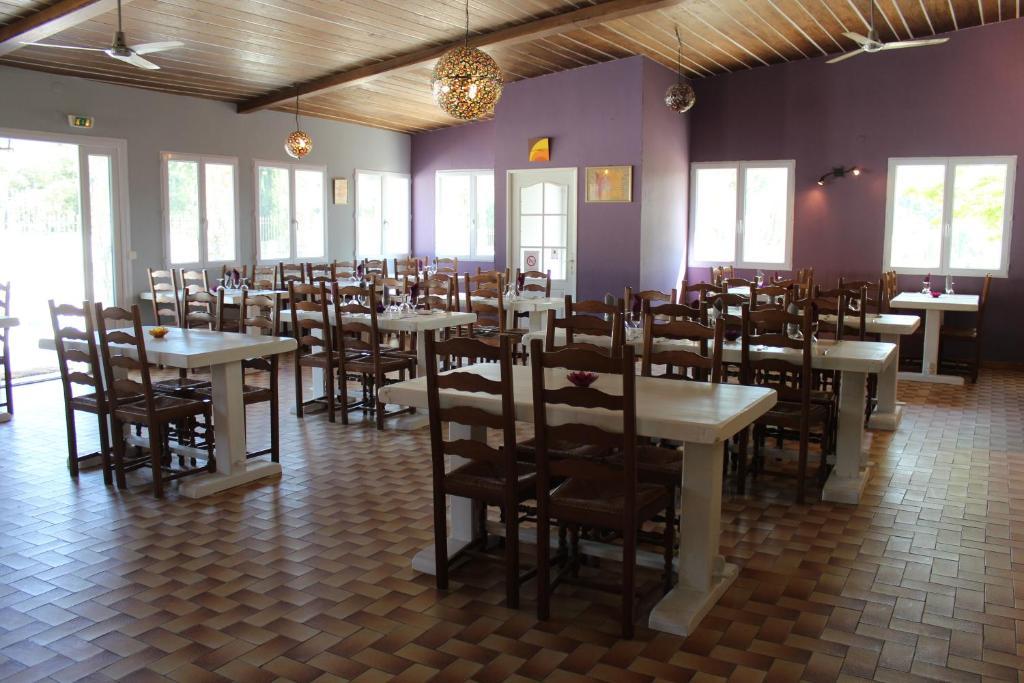 Hotel Le Couloubrier Le Muy Ngoại thất bức ảnh