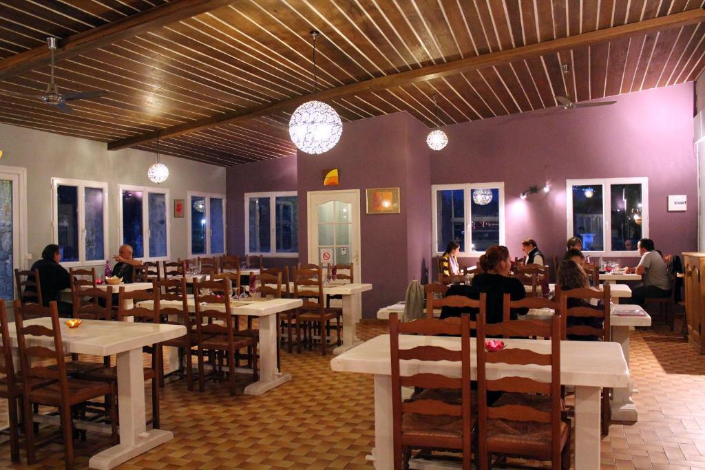 Hotel Le Couloubrier Le Muy Ngoại thất bức ảnh
